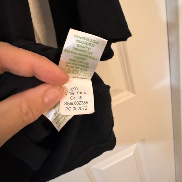 Lilly Pulitzer EUC 3/4 sleeve Fontaine flutter ruffle cuff onyx black top - Picture 4 of 8